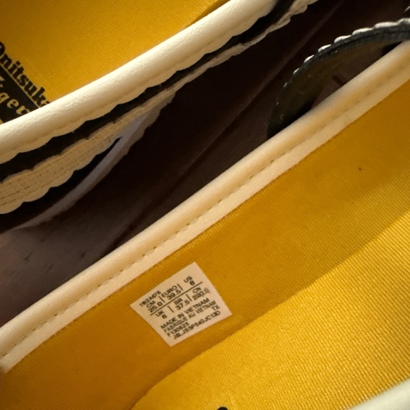 Onitsuka Tiger tgrs women's shoes NWT - Picture 3 of 4